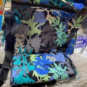 Vera Bradley Wallet Clutch (Purse posted Sep.)